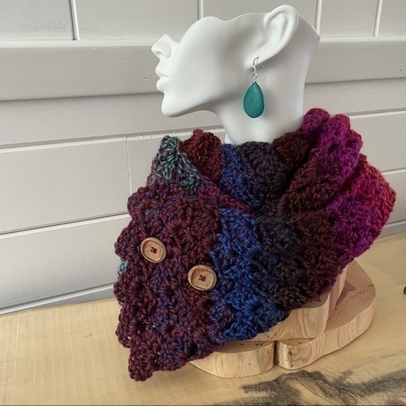 Handmade Soft Button Chunky Crochet Infinity Statement Scarf Marbled Gemstone - Picture 7 of 7